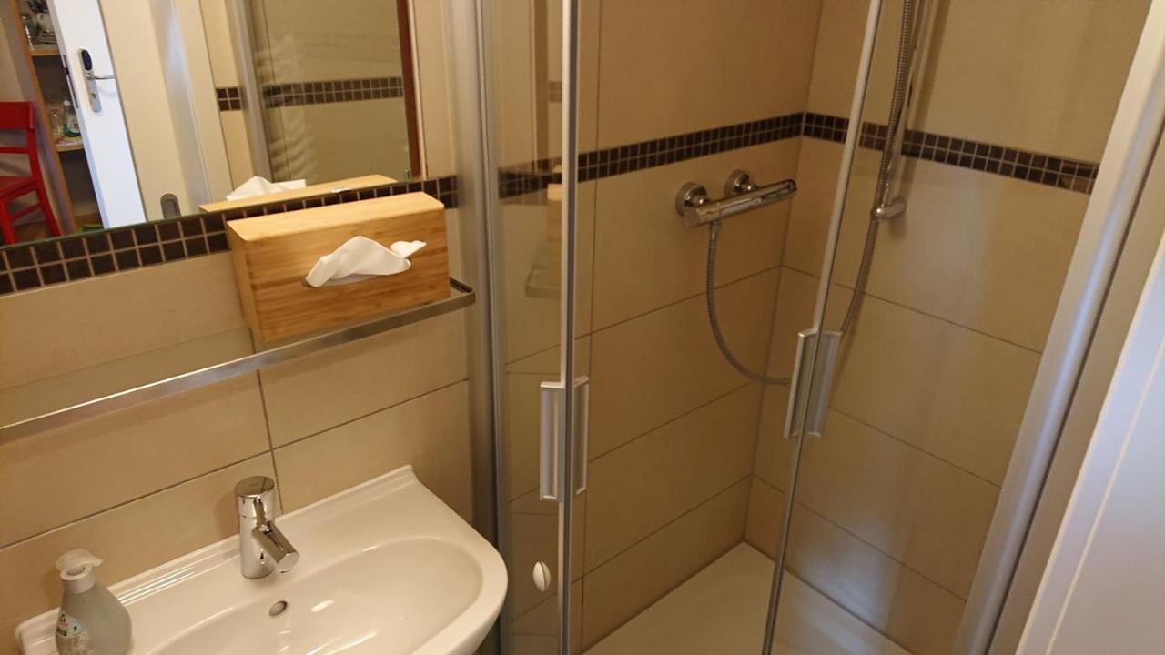 "Goethezimmer" - Auf Dem Dach Der Notenbank Weimar  Exterior photo
