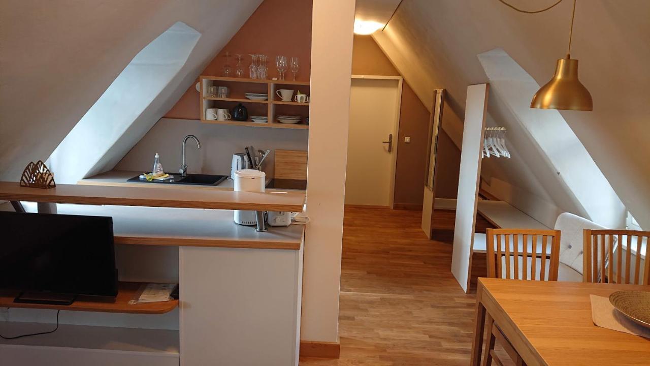 "Goethezimmer" - Auf Dem Dach Der Notenbank Weimar  Exterior photo